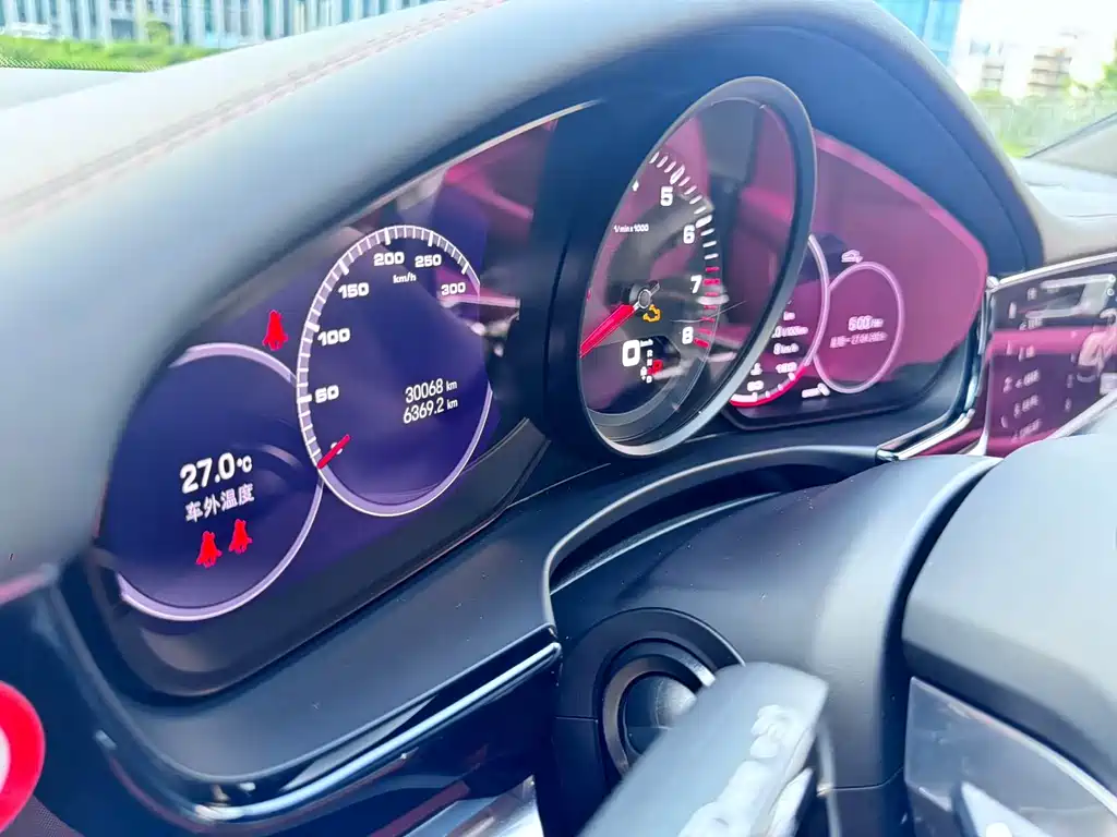 Porsche Panamera 2022