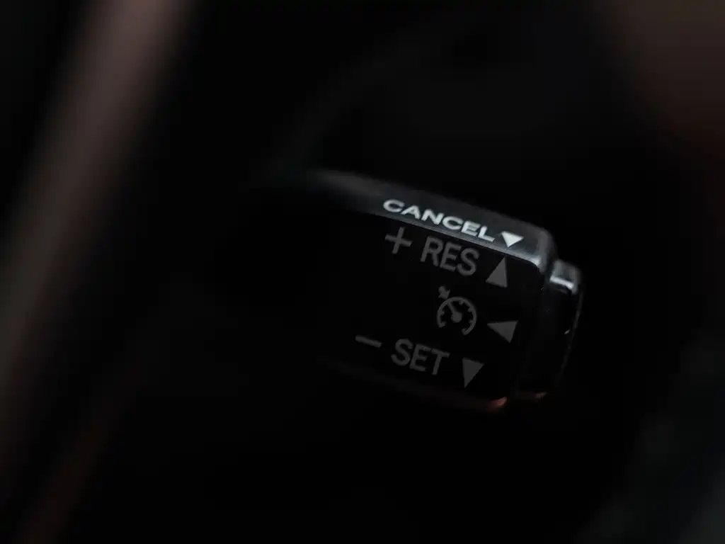 Toyota RAV4 2014 — фото 12
