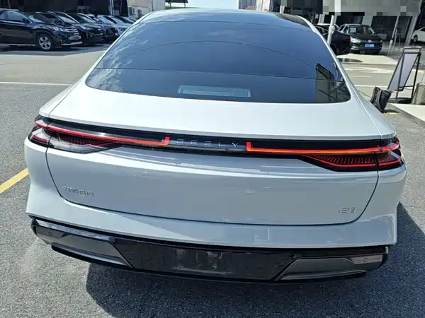 Geely Galaxy E8 2025