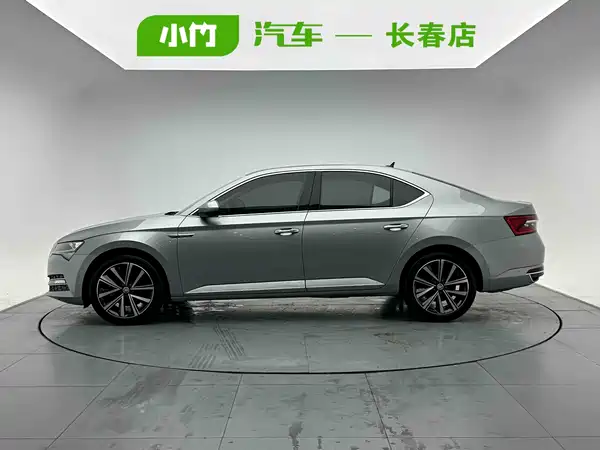 Skoda Superb 2022