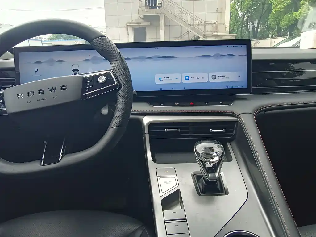 Roewe RX5 New Energy 2022 — фото 8
