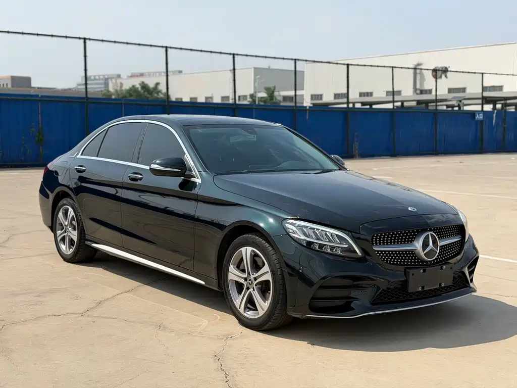 Mercedes-Benz C-Class 2020