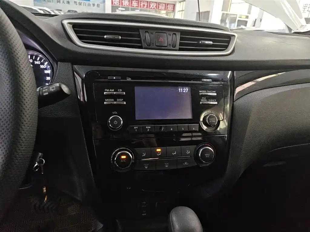 Nissan Qashqai 2016 — фото 13