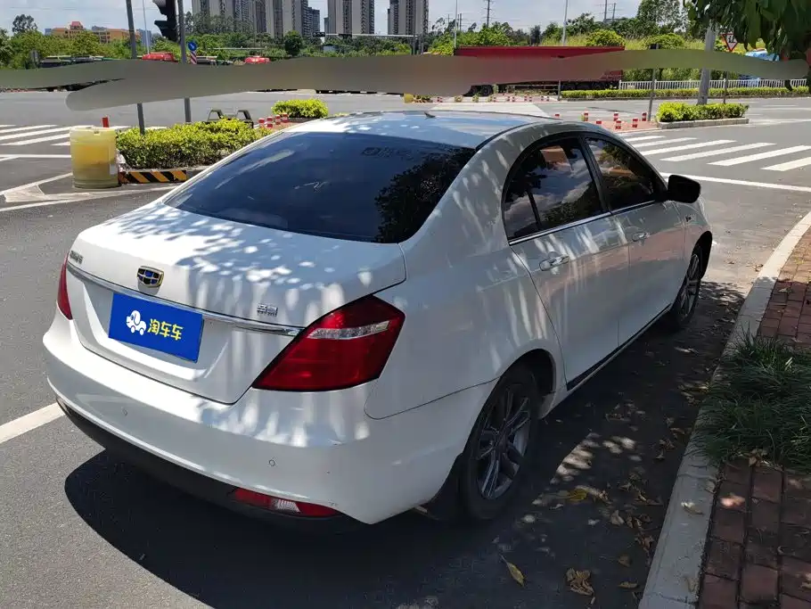 Geely Emgrand 2018