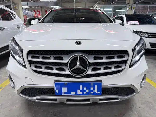 Mercedes-Benz GLA 2017