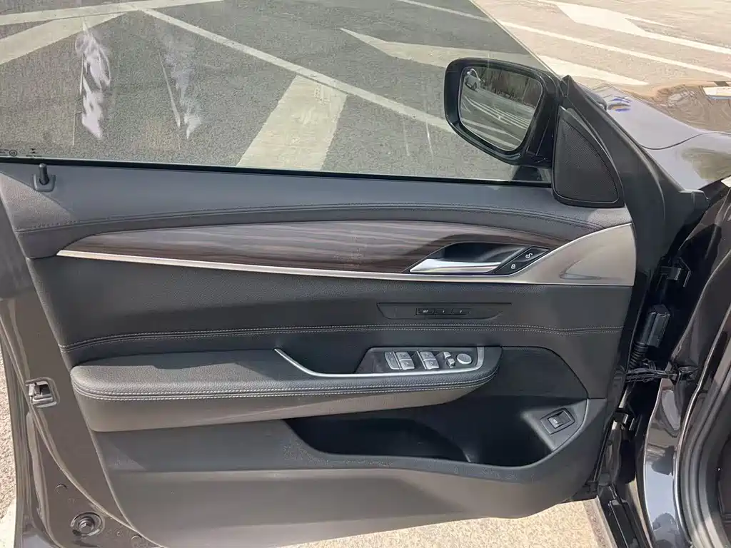 BMW 6 Series GT 2019 — фото 10