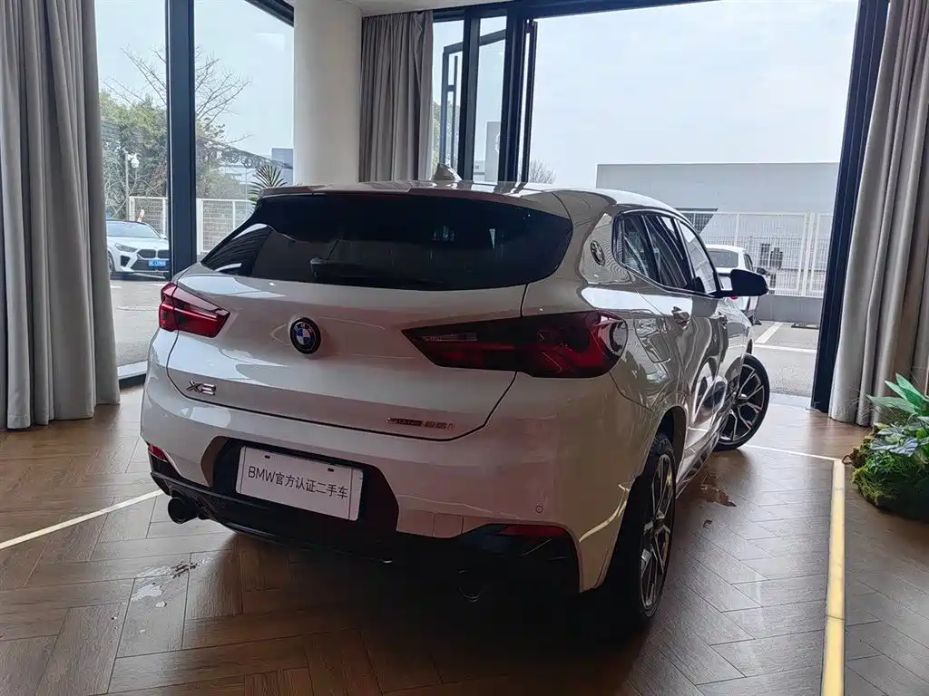 BMW X2 2022 — фото 4