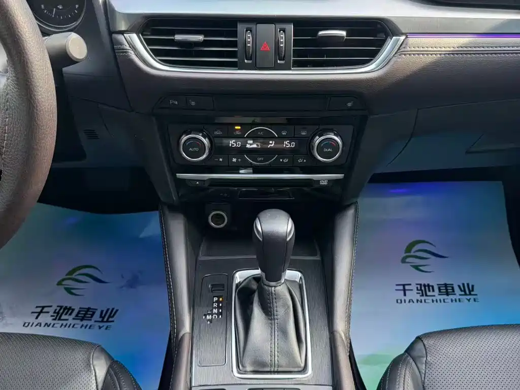 Mazda Atenza 2017 — фото 13