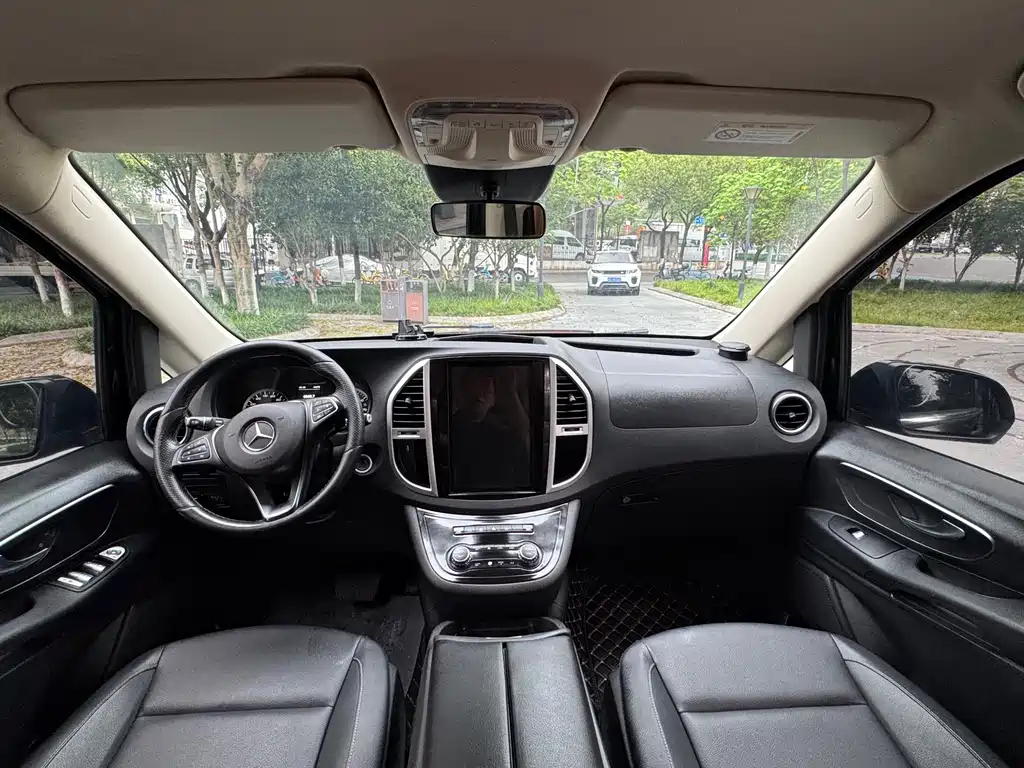 Mercedes-Benz Vito 2018 — фото 13