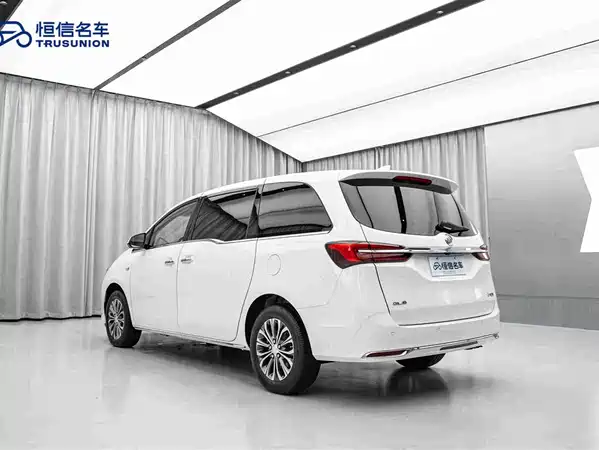 Buick GL8 2023
