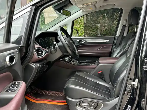 GAC Trumpchi M6 2023