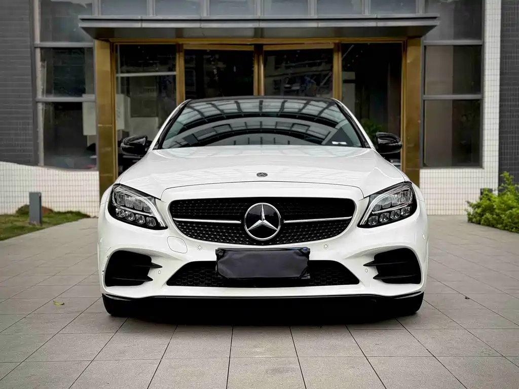 Mercedes-Benz C-Class 2021