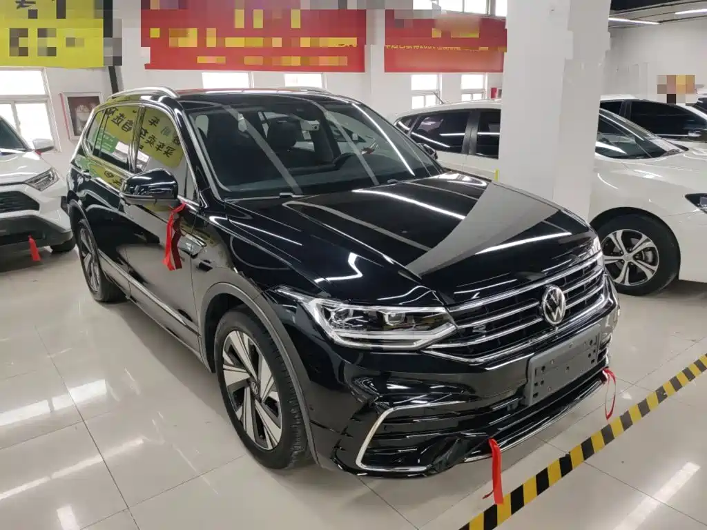 Volkswagen Tiguan L 2023 — фото 22