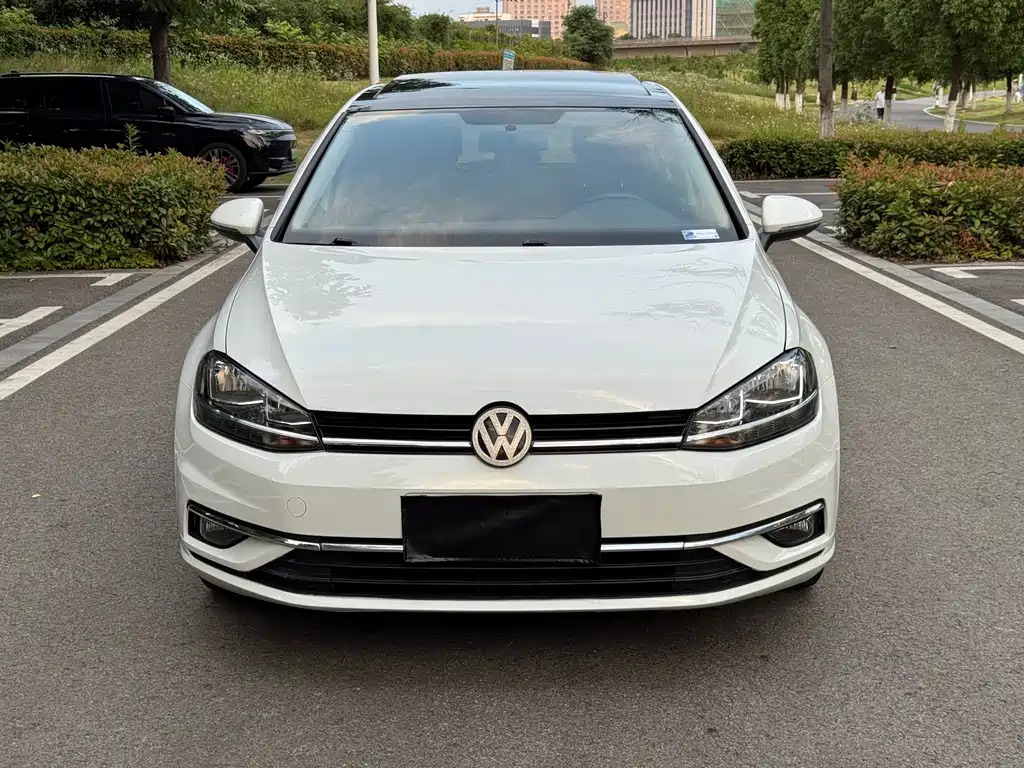 Volkswagen Golf 2018 — фото 2