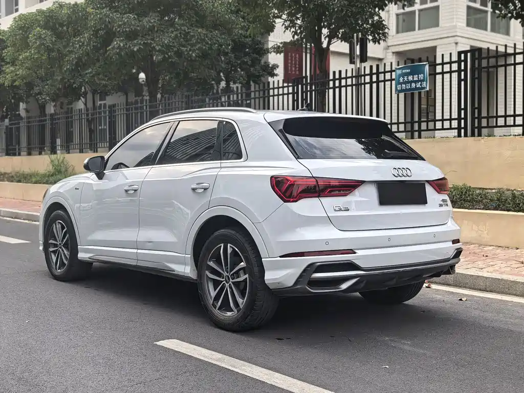 Audi Q3 2022