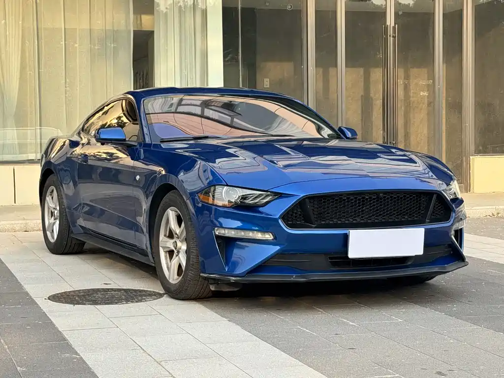 Ford Mustang 2018 — фото 3