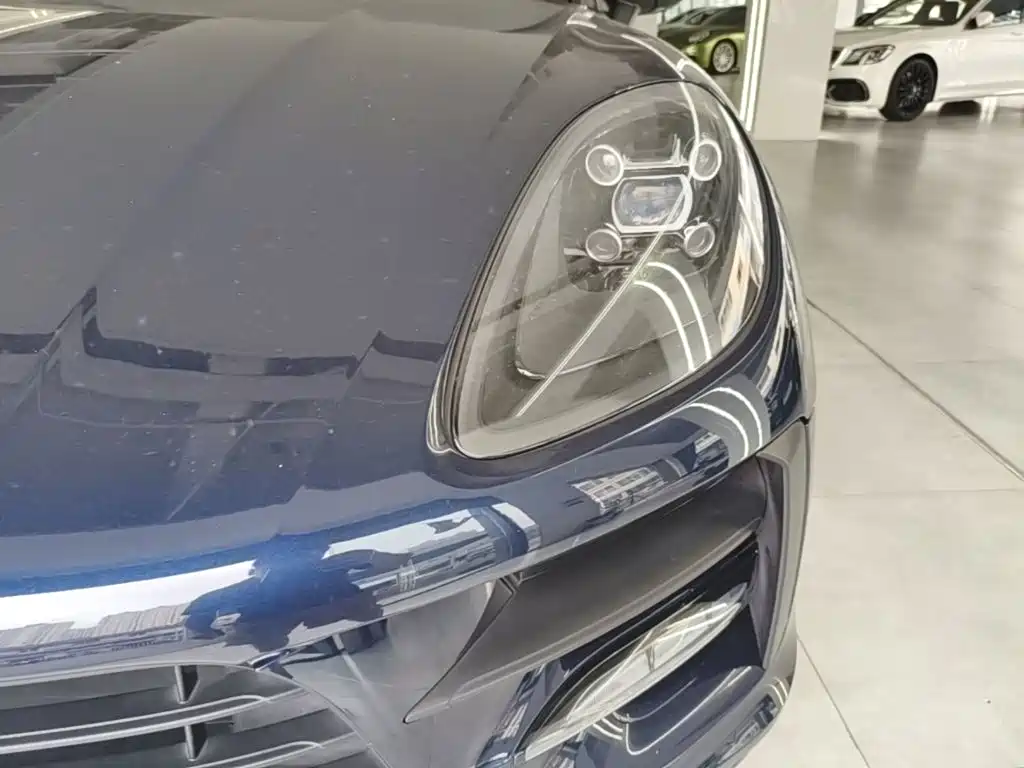 Porsche Macan 2021 — фото 24