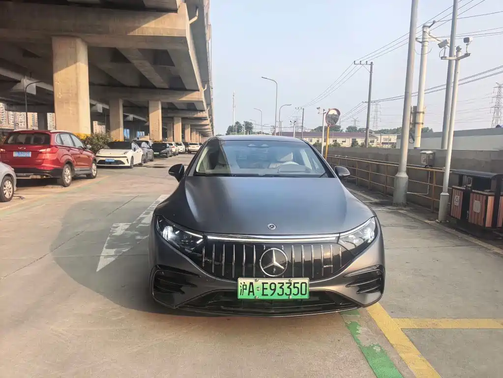 Mercedes-Benz EQS AMG 2024