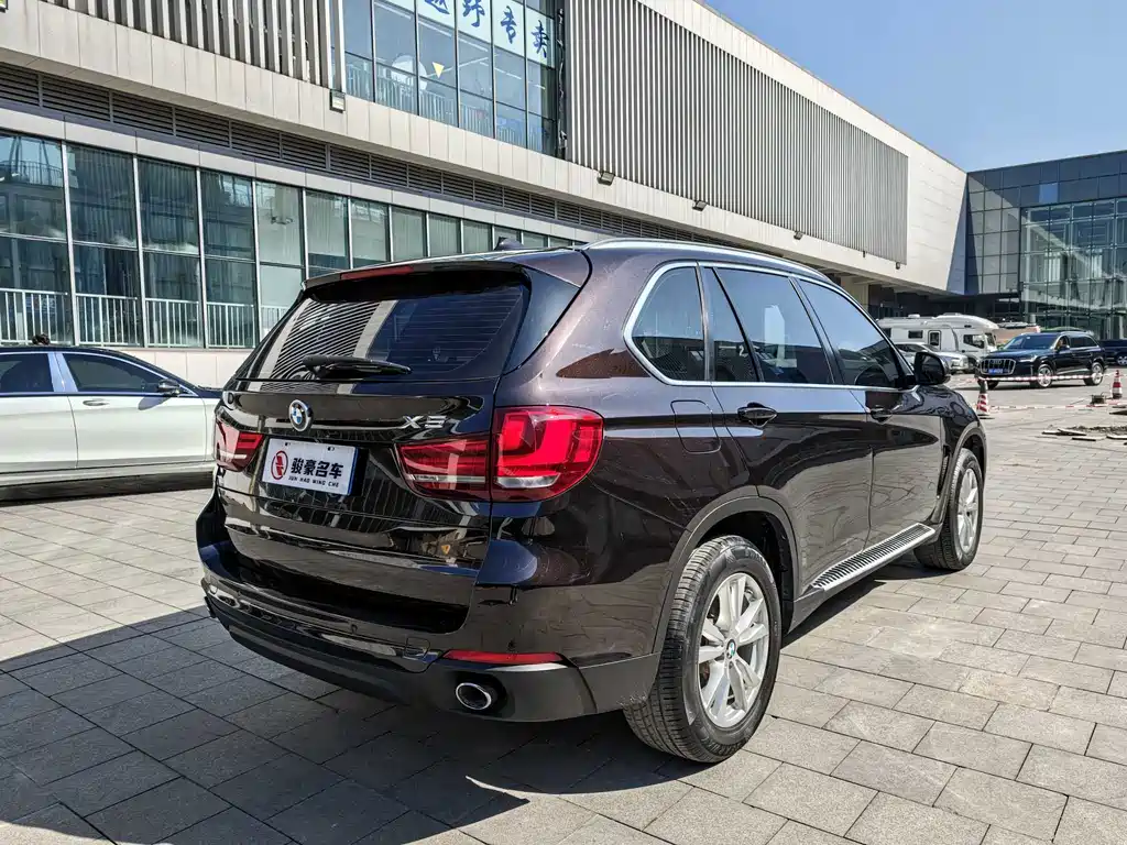 BMW X5 2018 — фото 20