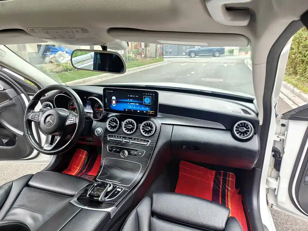 Mercedes-Benz C-Class 2016 — фото 10
