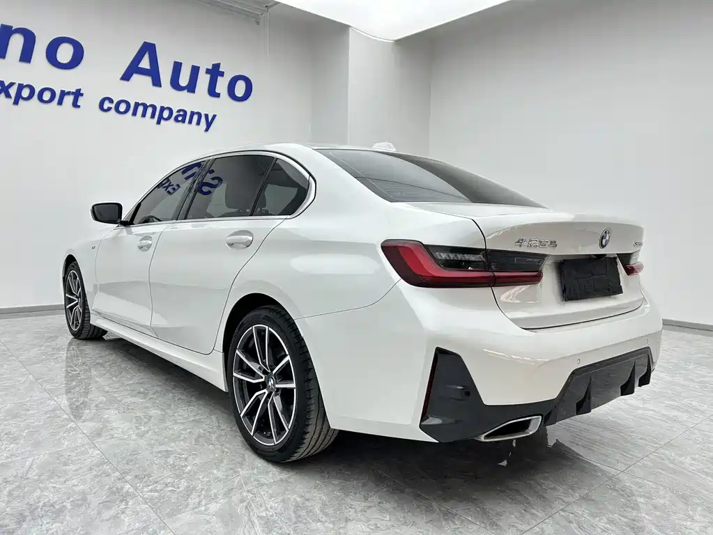 BMW 3 Series 2023