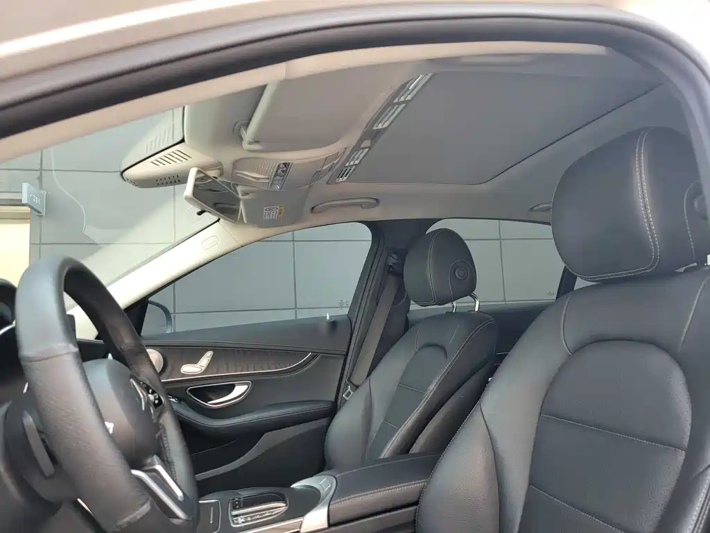 Mercedes-Benz C-Class 2019 — фото 25