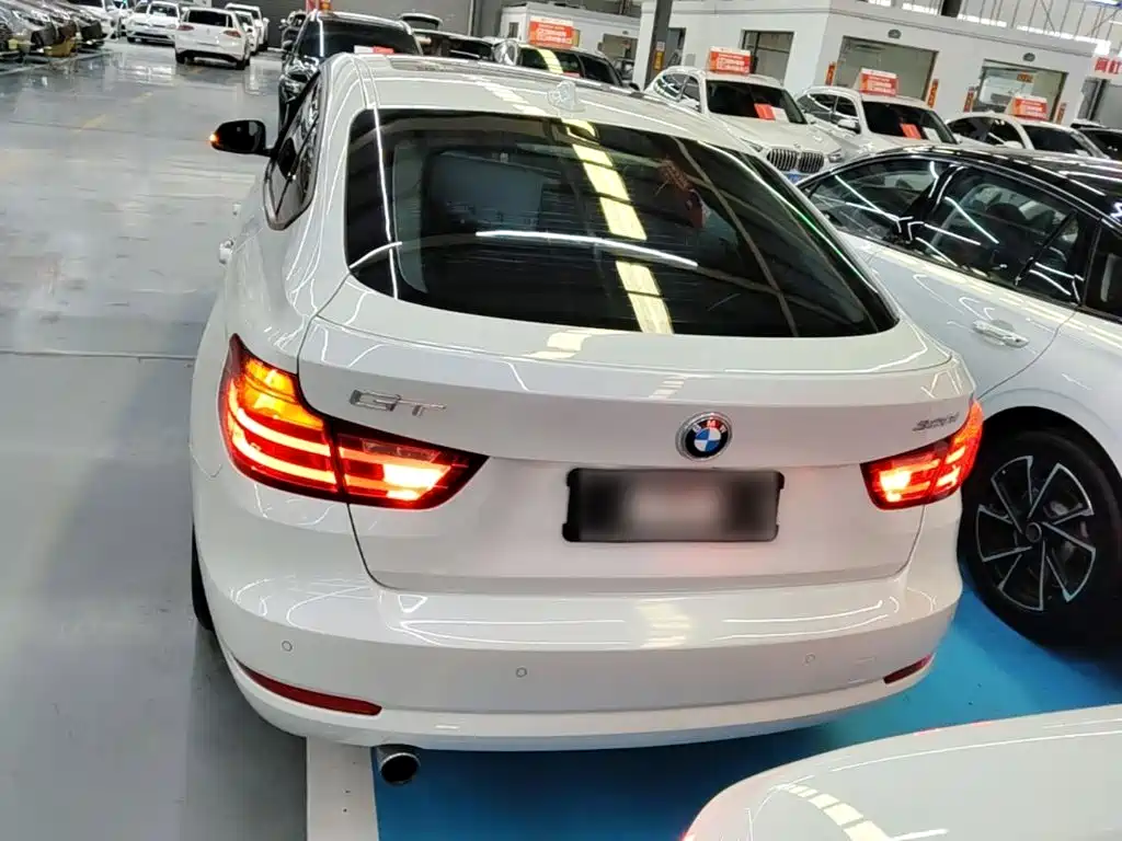 BMW 3 Series GT 2015 — фото 6
