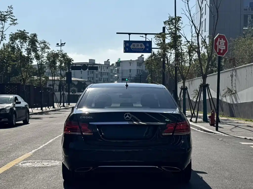 Mercedes-Benz E-Class 2015 — фото 14