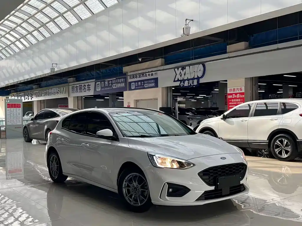 Ford Focus 2020 — фото 3