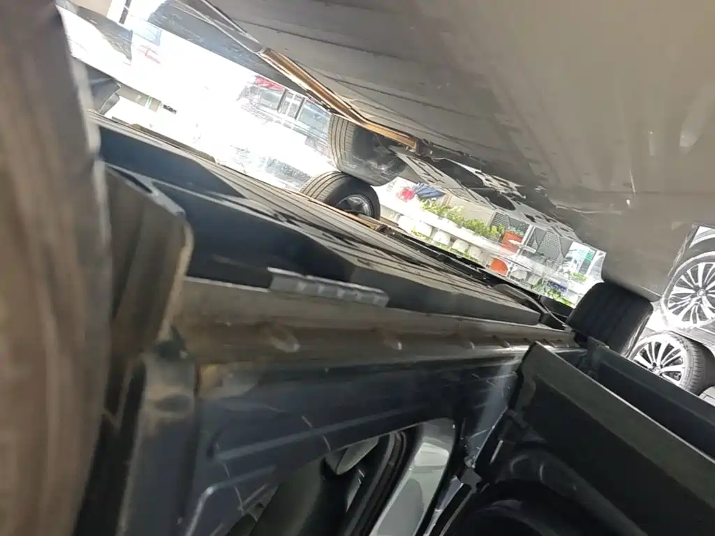 BYD Song L DM-i 2025 — фото 22