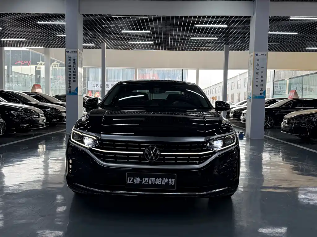 Volkswagen Passat 2023