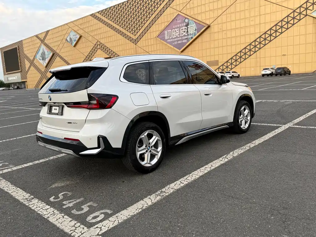BMW X1 2023 — фото 4