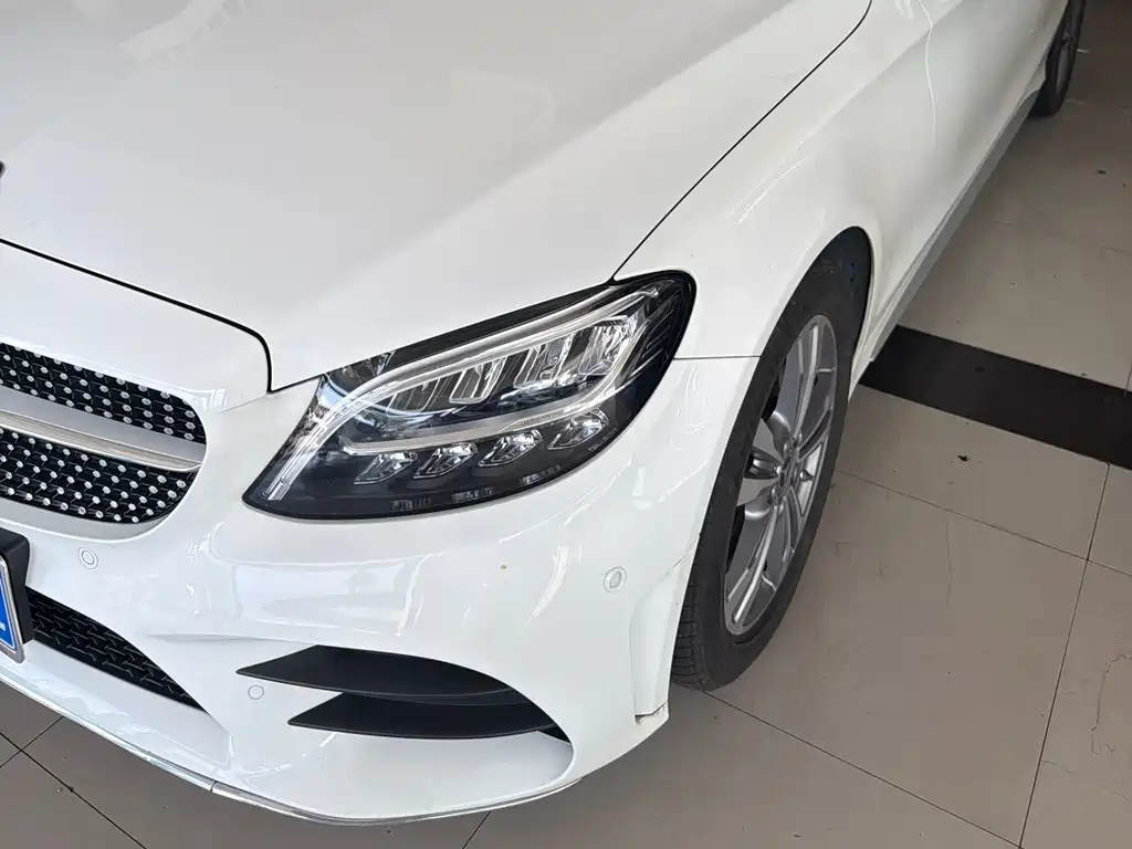 Mercedes-Benz C-Class 2020