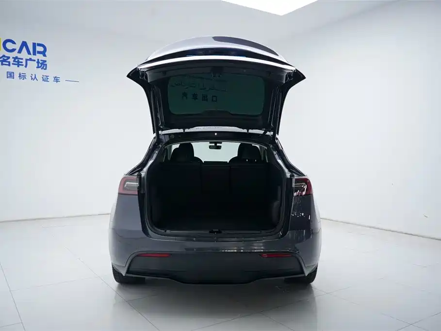 Tesla Model Y 2022 — фото 7