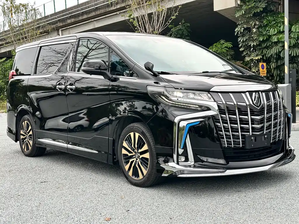 Toyota Alphard 2019 — фото 3