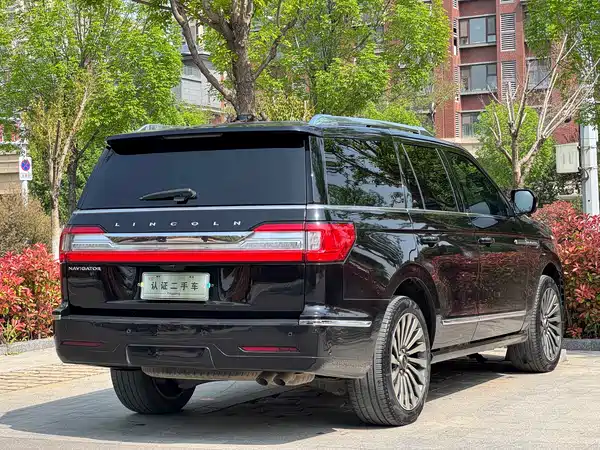 Lincoln Navigator 2020
