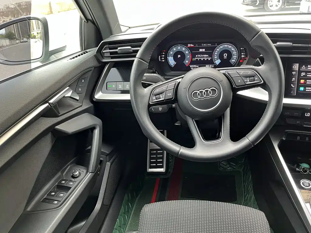 Audi A3 2022 — фото 10