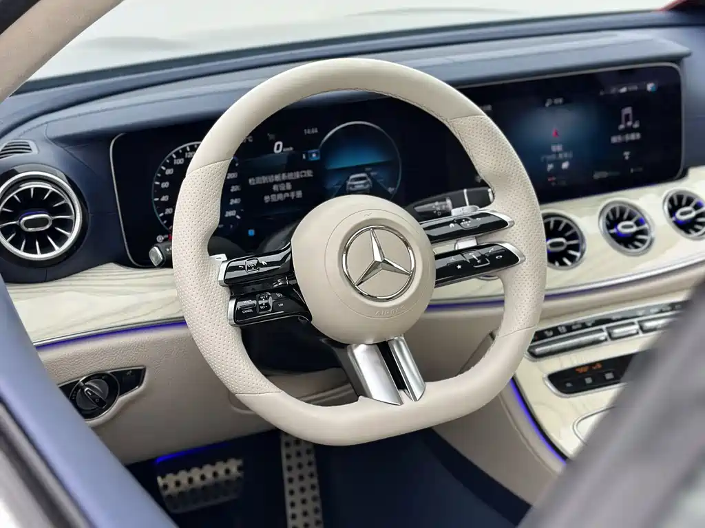 Mercedes-Benz E-Class 2022 — фото 3