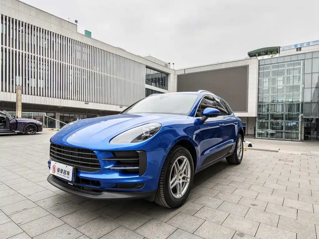 Porsche Macan 2020 — фото 1