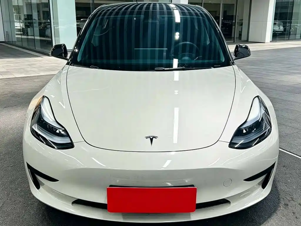 Tesla Model 3 2023 — фото 2