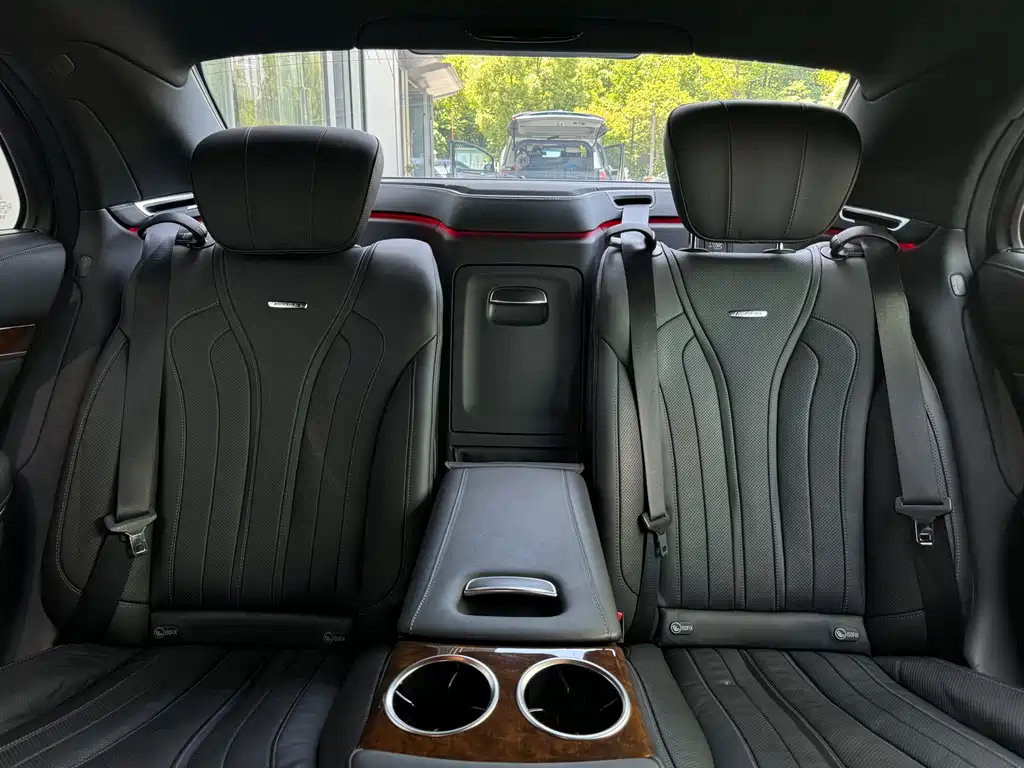 Mercedes-Benz S-Class AMG 2018 — фото 31