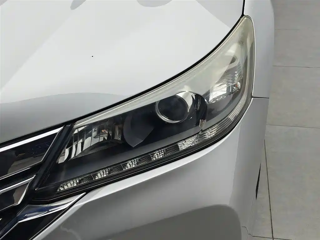 Honda Accord 2014 — фото 7