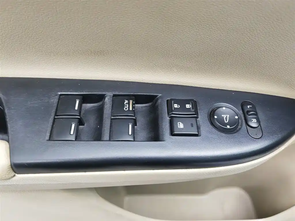 Honda Accord 2014 — фото 9