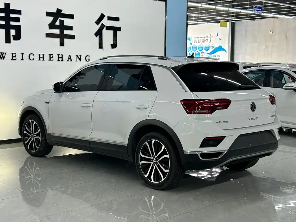 Volkswagen T-Roc 2022 — фото 8