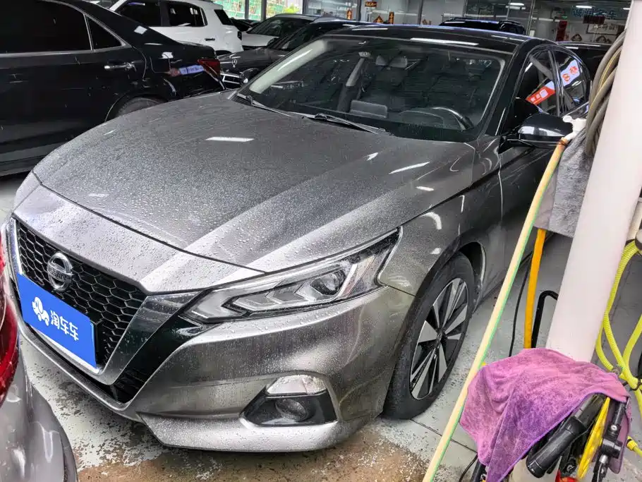 Nissan Teana 2021