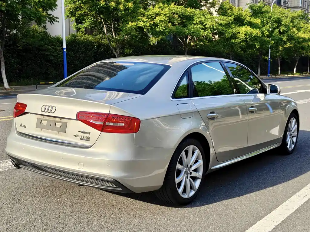 Audi A4L 2016 — фото 3