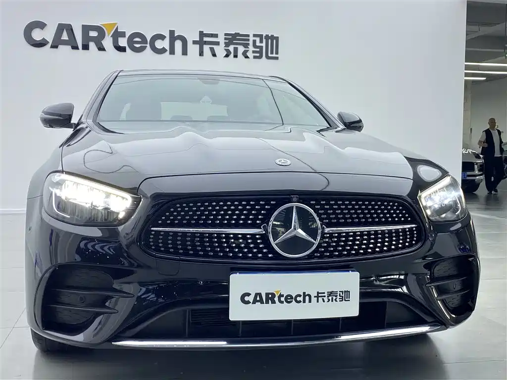 Mercedes-Benz E-Class 2020 — фото 31