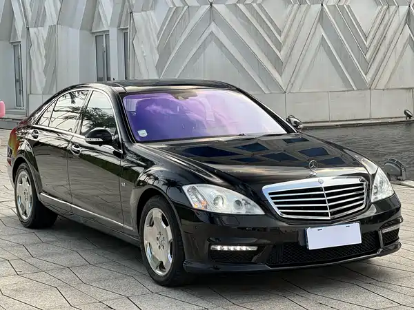 Mercedes-Benz S-Class 2008