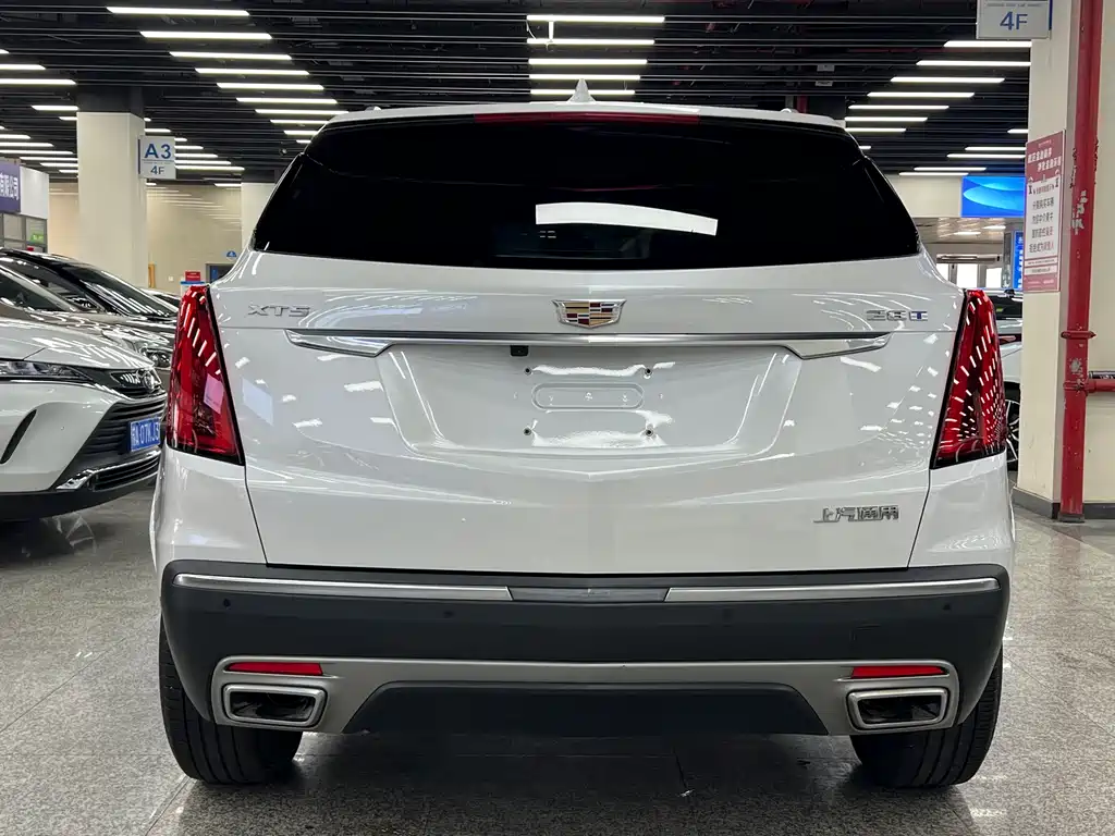 Cadillac XT5 2022 — фото 25