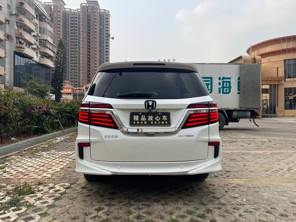 Honda Elysion 2018 — фото 5